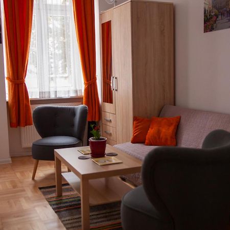 Lukas Guest Rooms كراكوفيا المظهر الخارجي الصورة